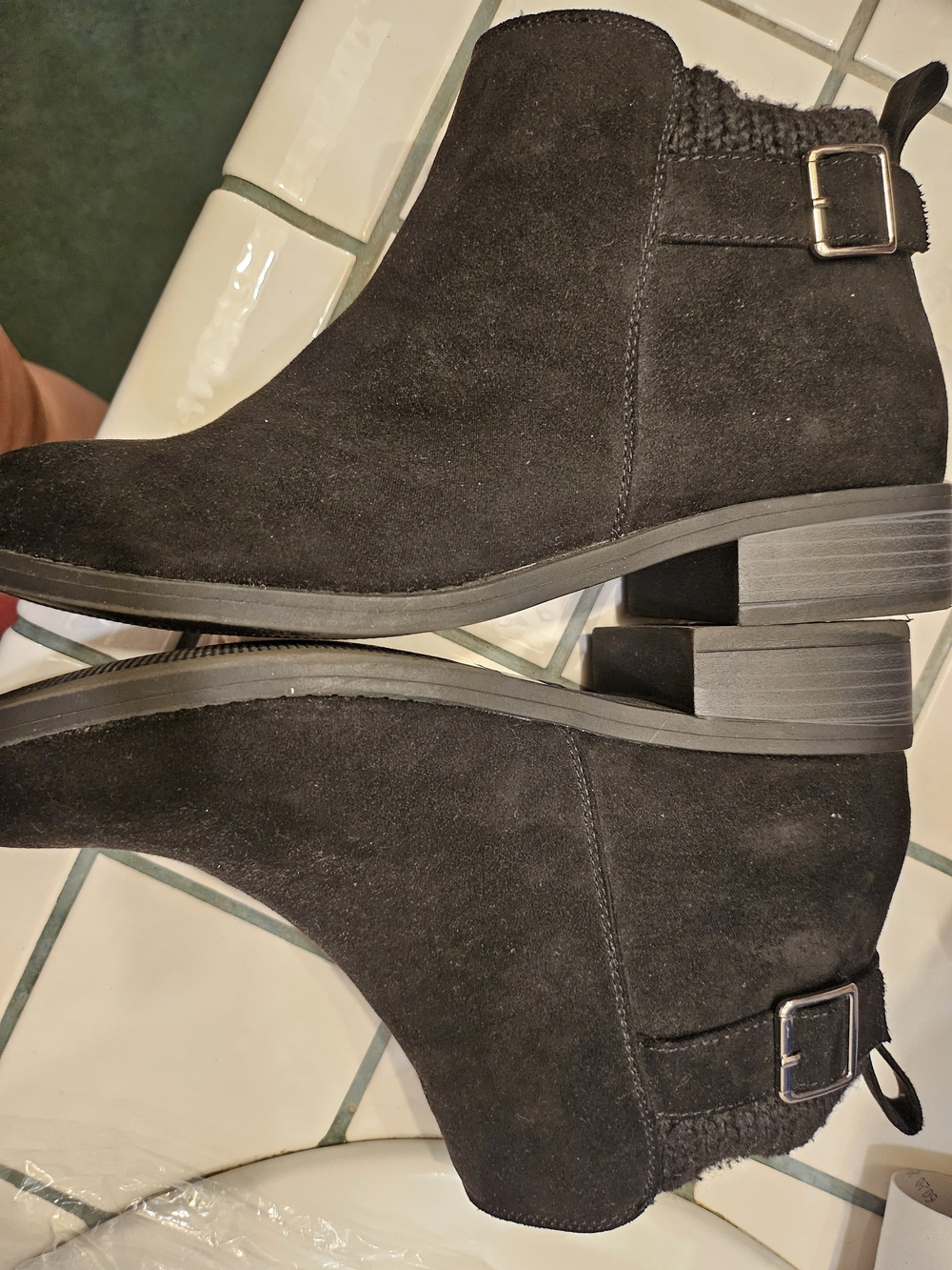 Torrid Black Suede Knit-Cuff Ankle Boots 9.5 WW – Inside Zipper